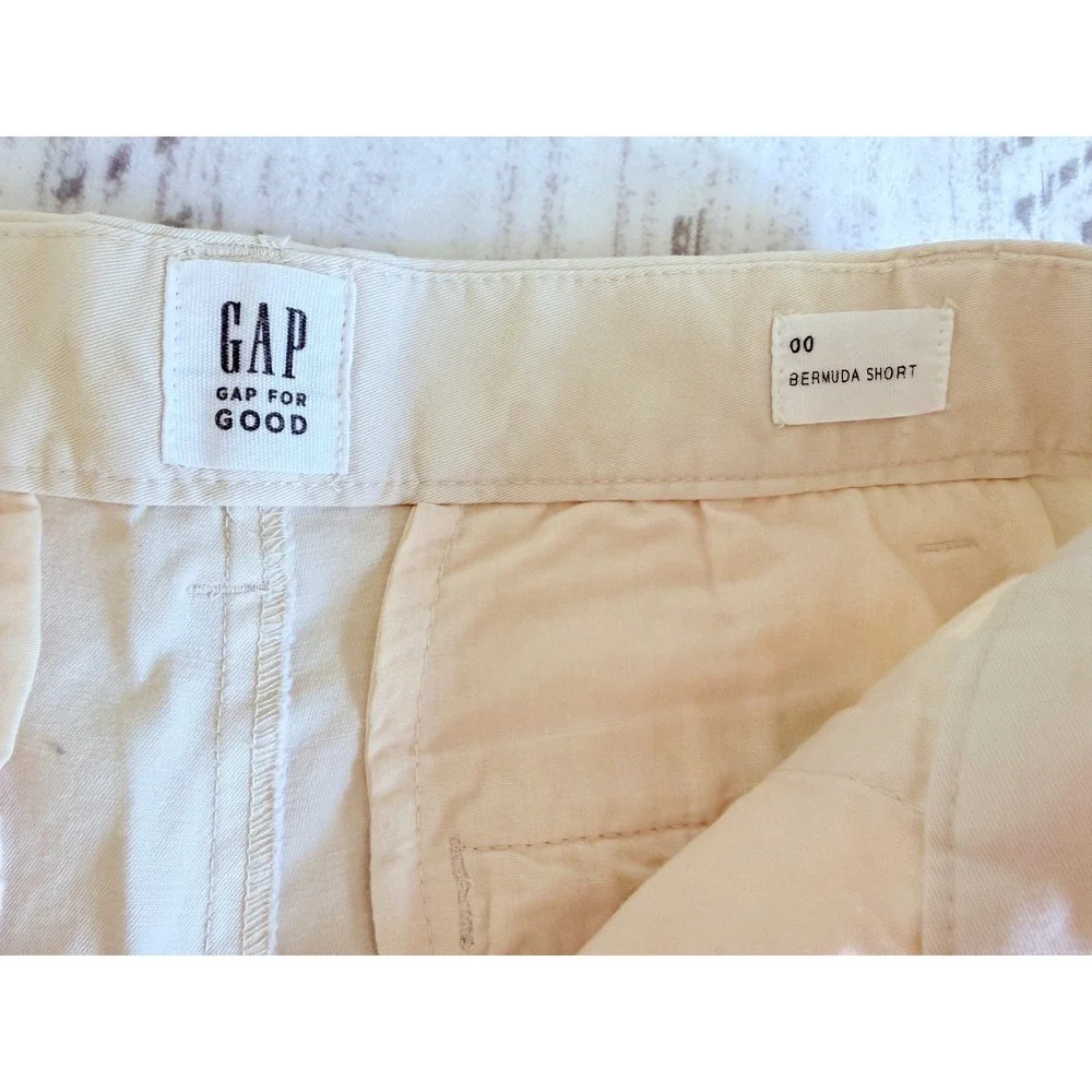 Gap Stone Beige‎ 10 Inch Bermuda Shorts Women's Size 00 Stretch Cotton